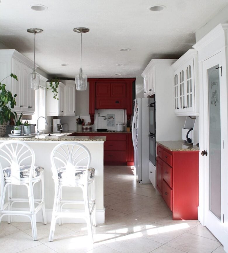 arredare-cucina-rosso-bianco-20