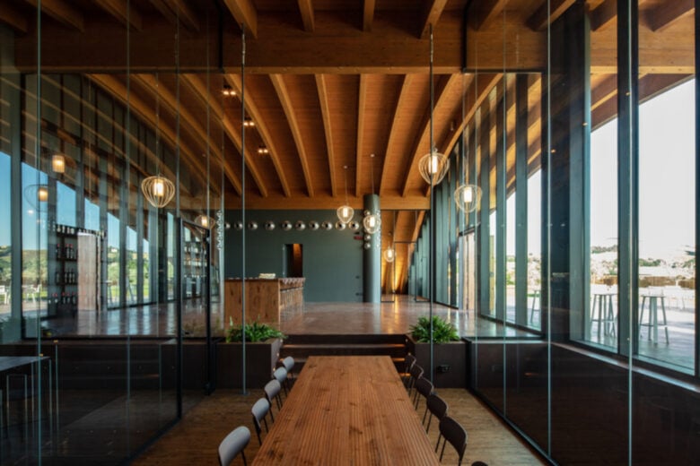 Cantina Filodivino: armonia tra architettura e natura Cantina Filodivino: armonia tra architettura e natura