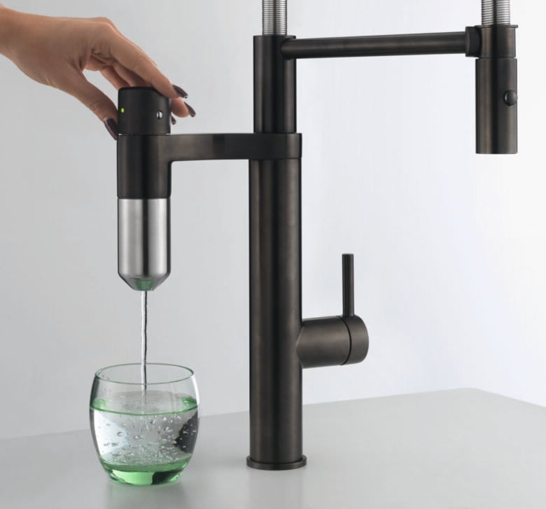 Acqua in plastica: filtrare per non inquinare Acqua in plastica: filtrare per non inquinare