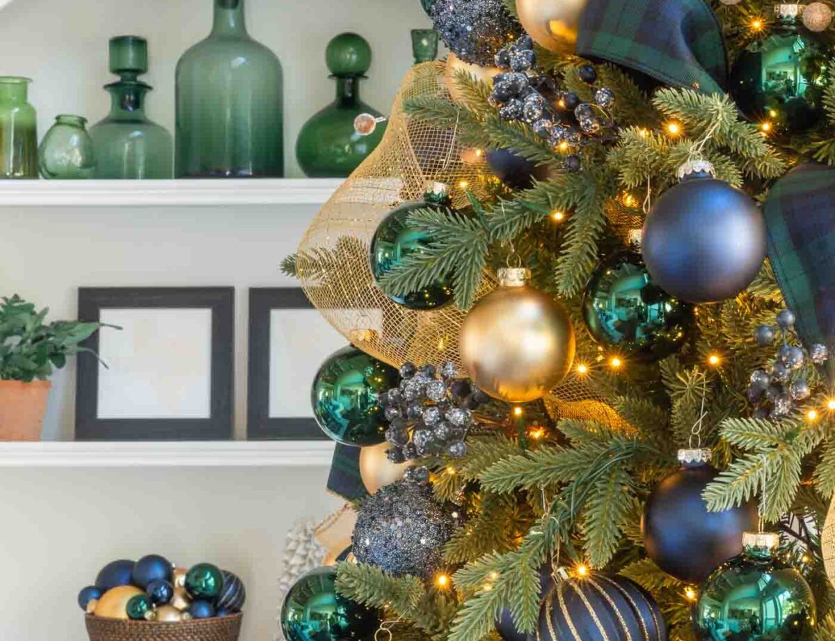 Colori di moda Natale 2022: le nuove tendenze Colori di moda Natale 2022: le nuove tendenze