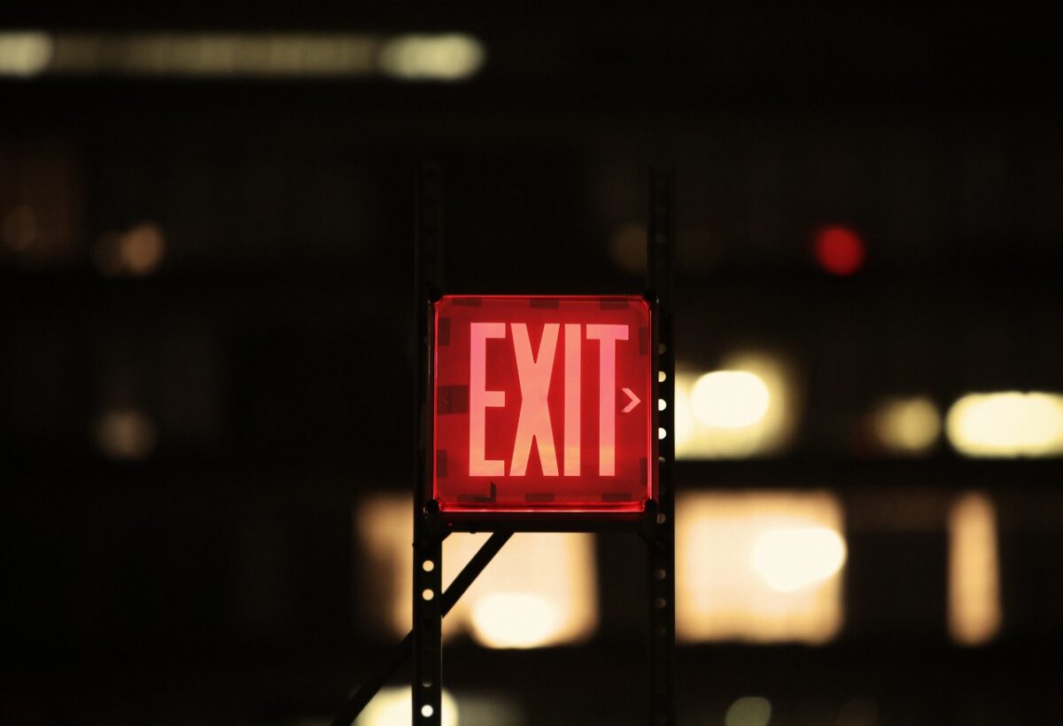 Installazione delle luci d’emergenza in Condominio: ecco quando è obbligatorio Installazione delle luci d’emergenza in Condominio: ecco quando è obbligatorio