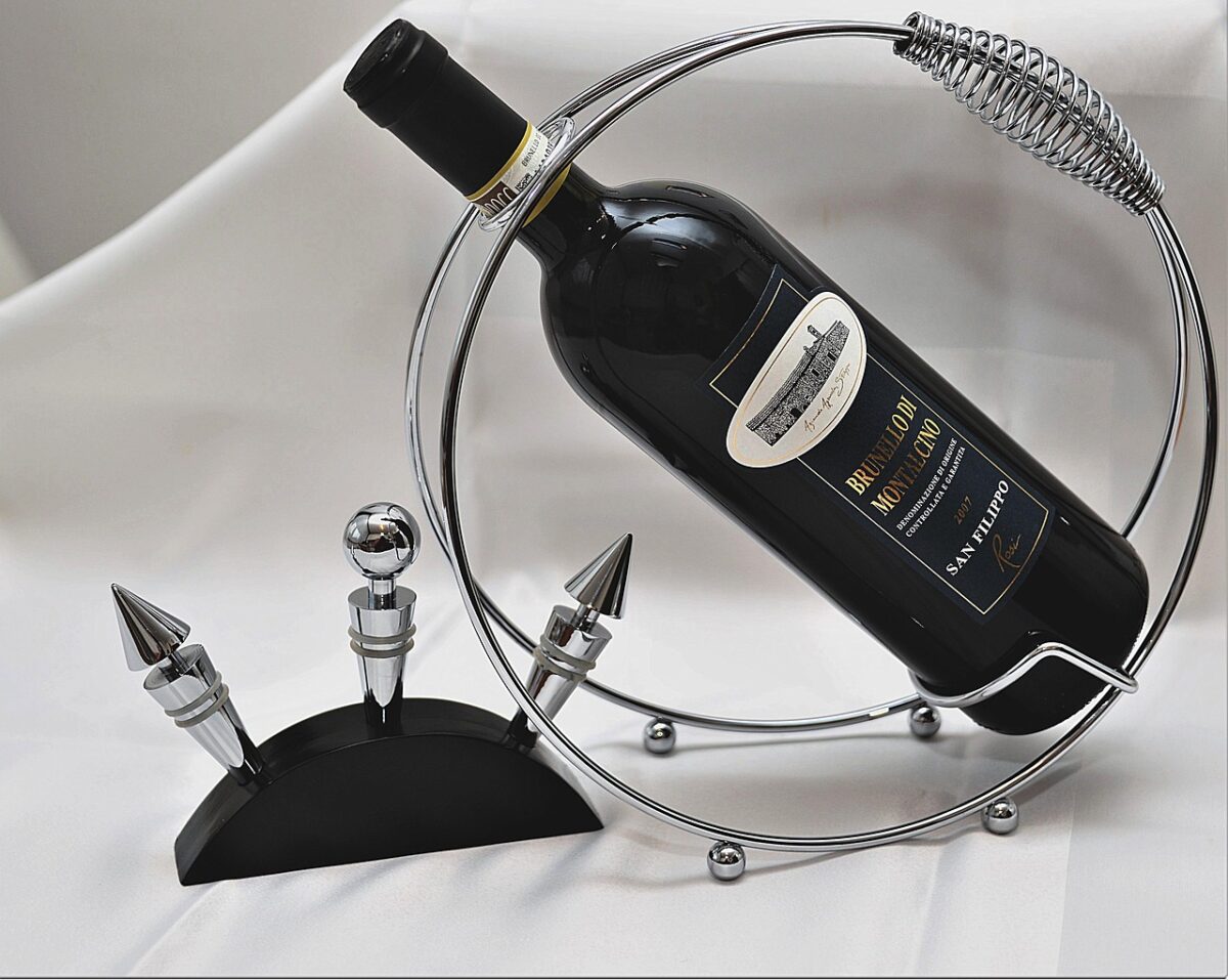 Portabottiglie di design: ecco i modelli più originali Portabottiglie di design: ecco i modelli più originali
