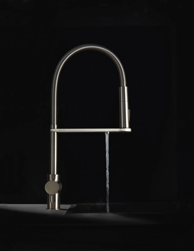 Rubinetti da cucina tra tecnologia ed ergonomia Rubinetti da cucina tra tecnologia ed ergonomia