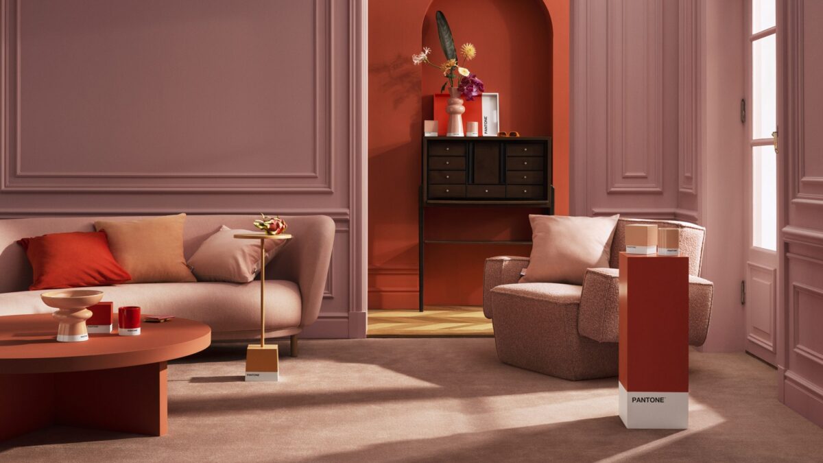 Una foto della nuova collezione in collaborazione con Pantone. Una foto della nuova collezione in collaborazione con Pantone.
