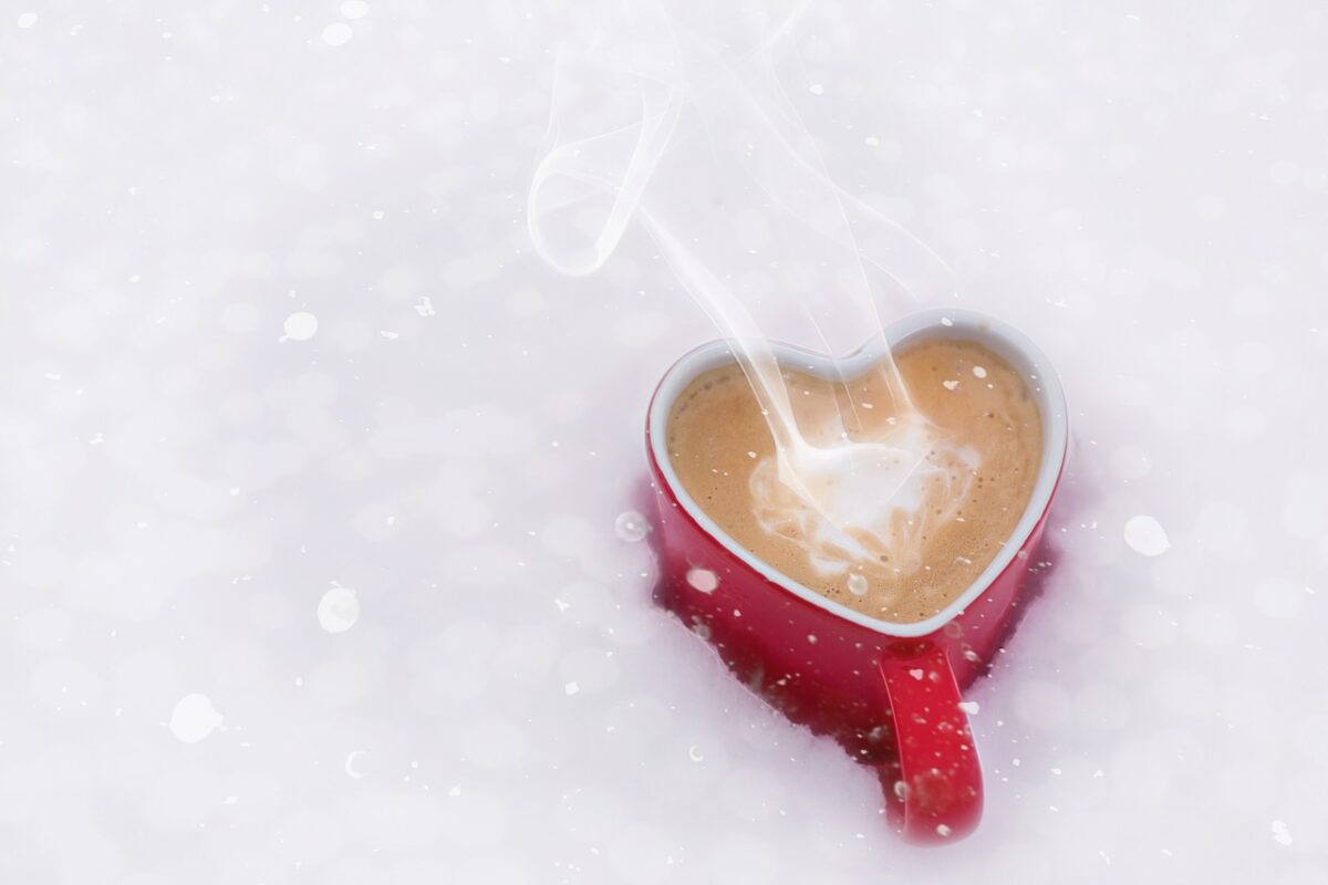 festa degli innamorati una tazza a forma di cuore