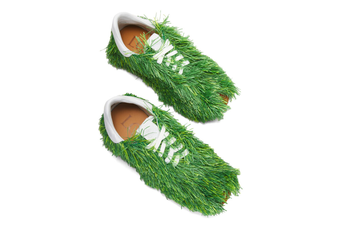 Foto delle Grass Sneakers di Loewe. Foto delle Grass Sneakers di Loewe.