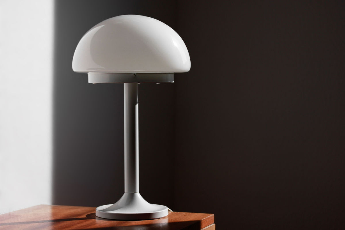 Lampada a fungo moderna Lampada a fungo moderna