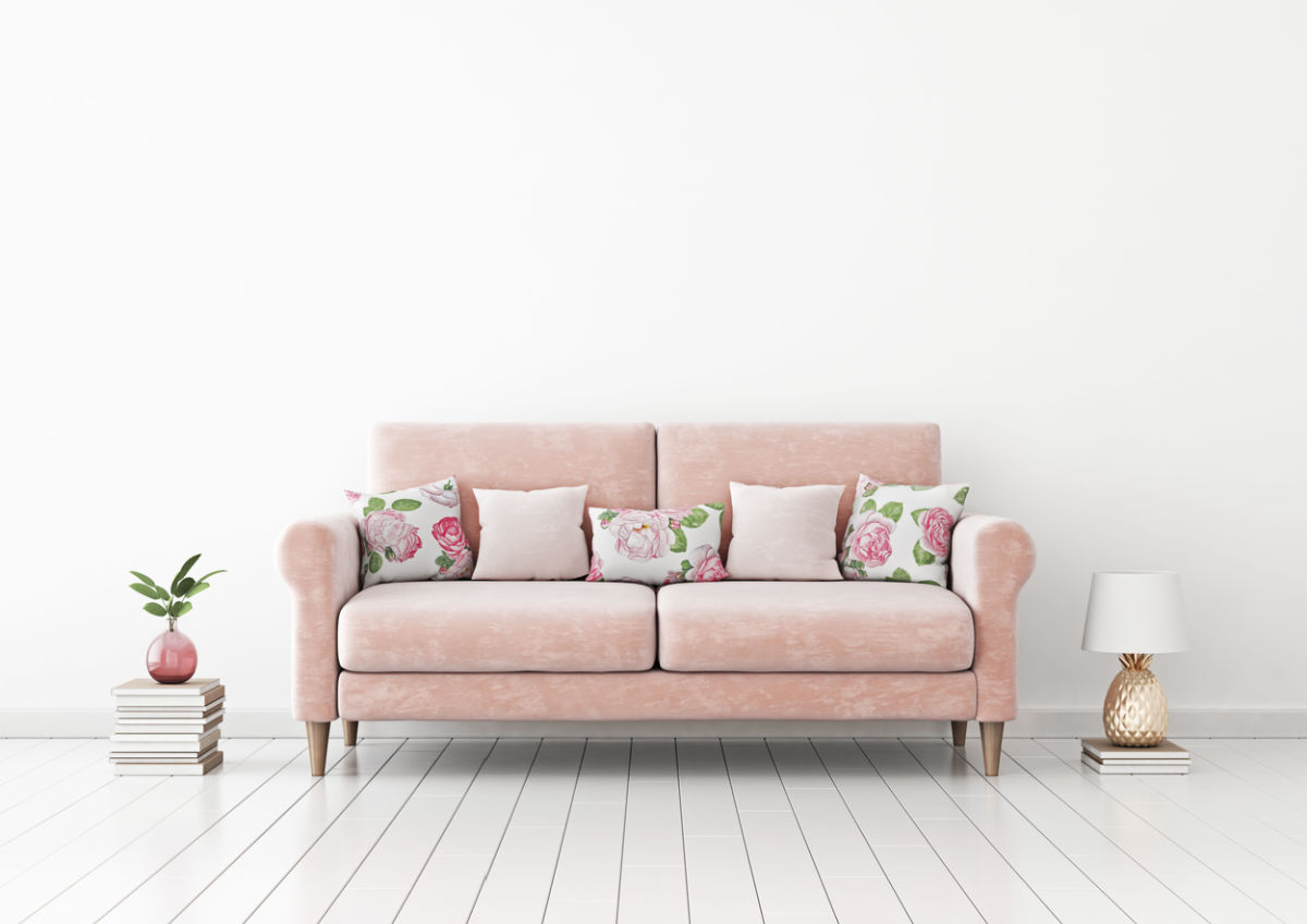 Divano con cuscini in chintz Divano con cuscini in chintz