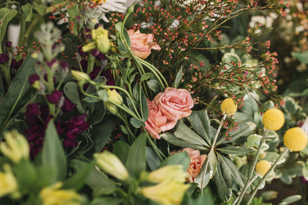 The four essential elements that complement an English style porch