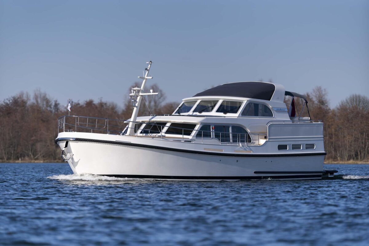 Linssen Grand Sturdy 550: presentata la nuova ammiraglia del cantiere Linssen Grand Sturdy 550: presentata la nuova ammiraglia del cantiere