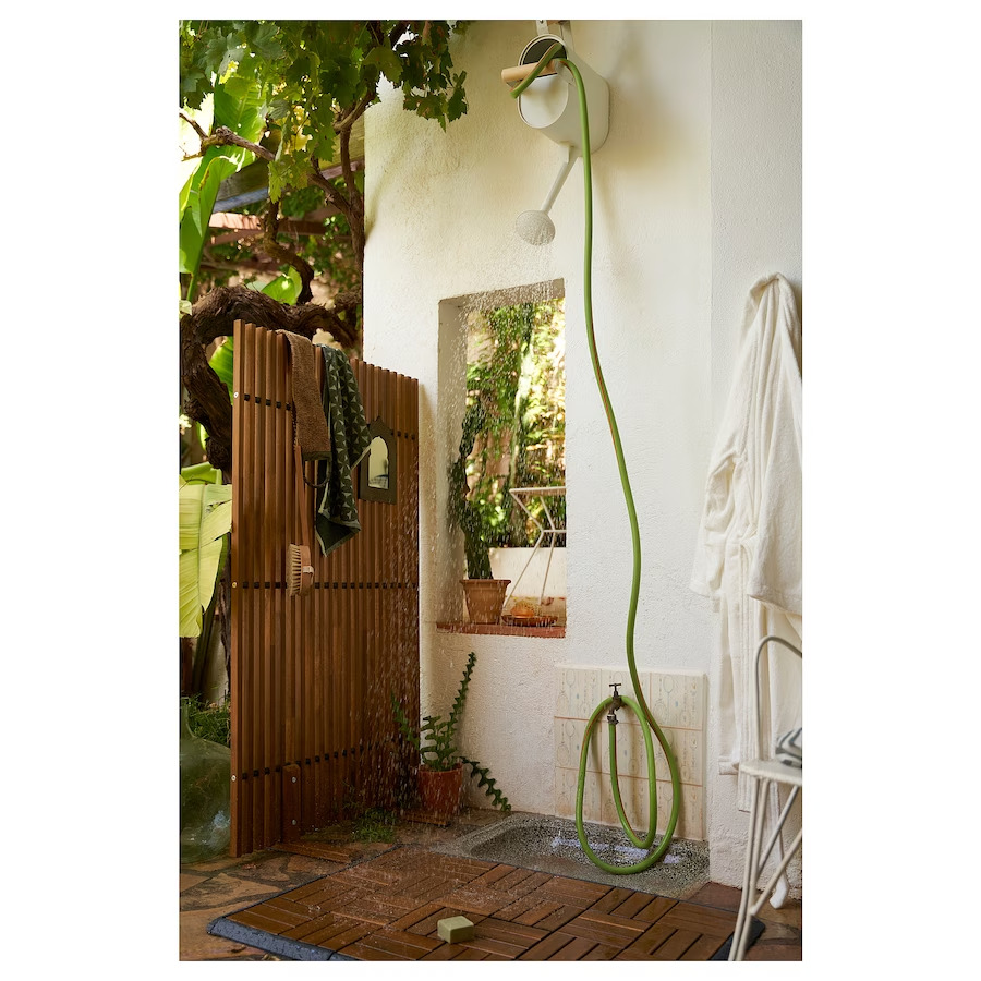 Il nuovo paravento Nämmarö: il complemento che mancava nello spazio esterno Il nuovo paravento Nämmarö: il complemento che mancava nello spazio esterno