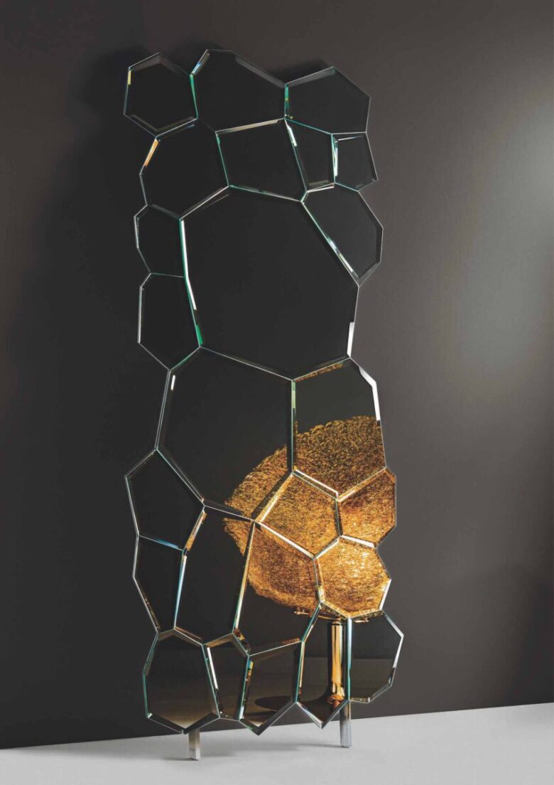 Il ritorno dei grandi specchi Il ritorno dei grandi specchi