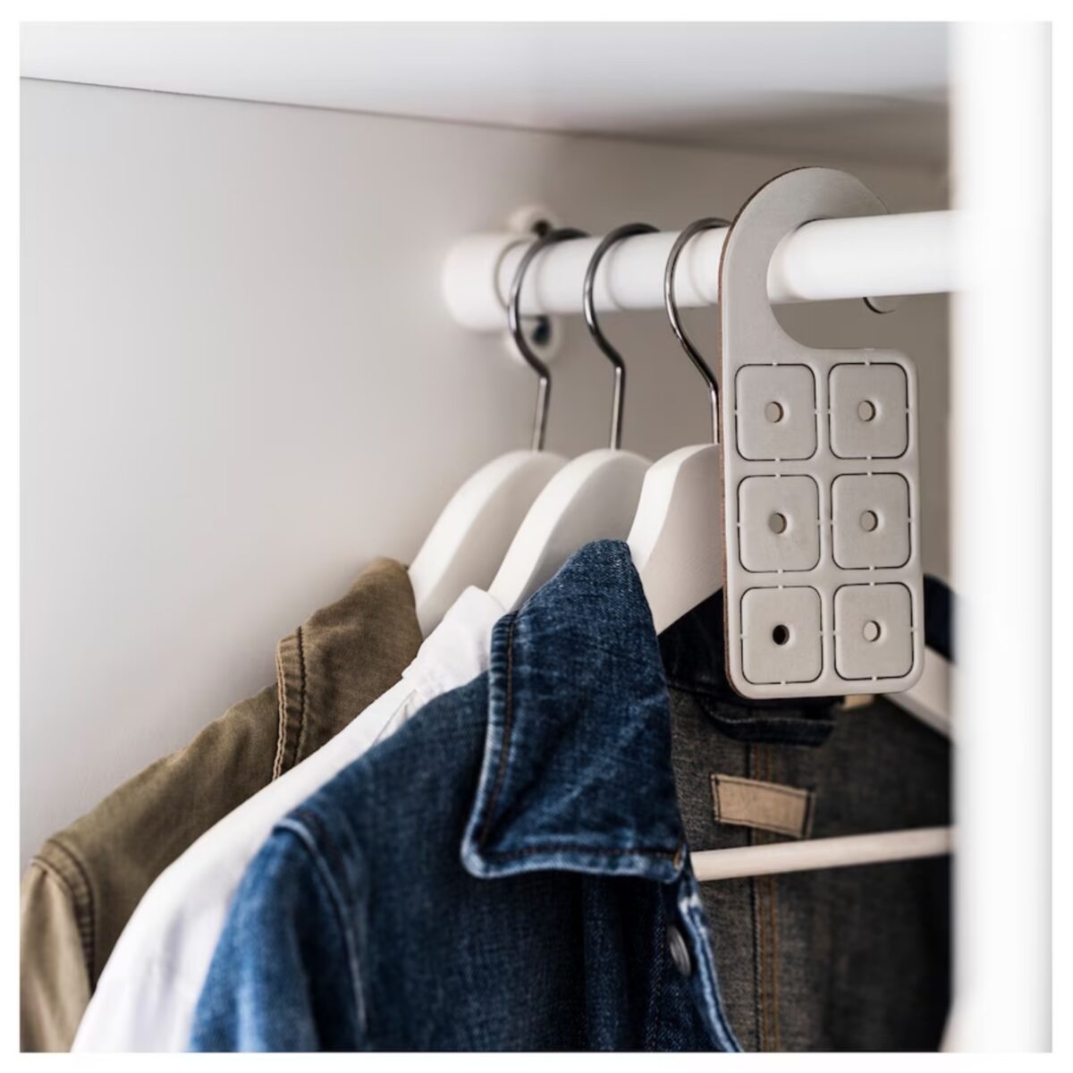 Ingresso Ikea: 5 accessori indispensabili sotto i 10€ Ingresso Ikea: 5 accessori indispensabili sotto i 10€