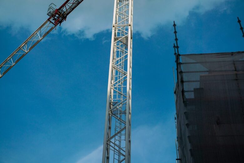 Cranes,In,The,City,Center,,Housing,Incentives,Increase,The,Development