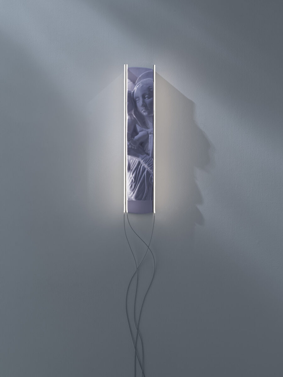 Luce e ceramica: un dialogo contemporaneo Luce e ceramica: un dialogo contemporaneo