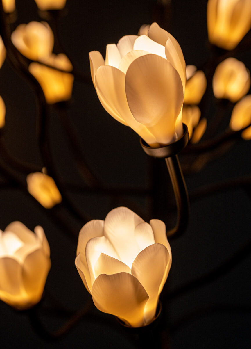 Luce e ceramica: un dialogo contemporaneo Luce e ceramica: un dialogo contemporaneo