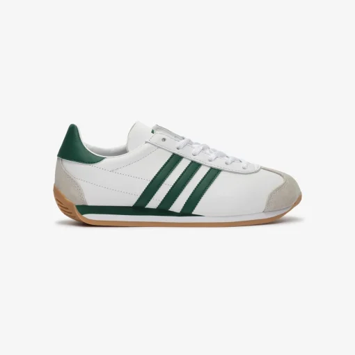 Il ritorno delle Adidas Country OG: la sneakers minimalista che si veste dei colori originali