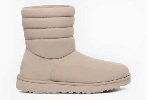 Stivali UGG Guard firmati Chris Stamp dal DNA contemporaneo e affascinante