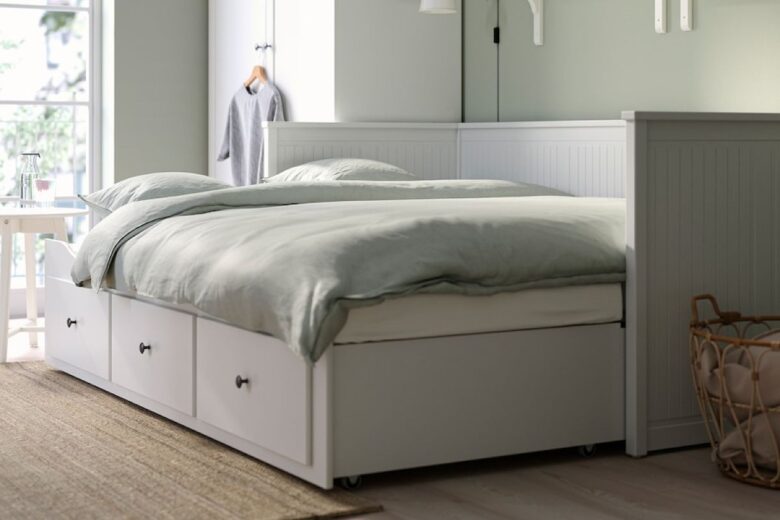 Letto con cassetti foto di Ikea