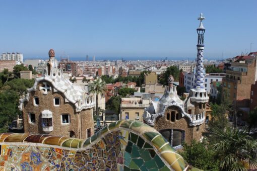 Barcellona, tra Gaudí e tapas: una guida completa