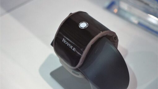 Lo smartphone da mettere al polso come un bracciale