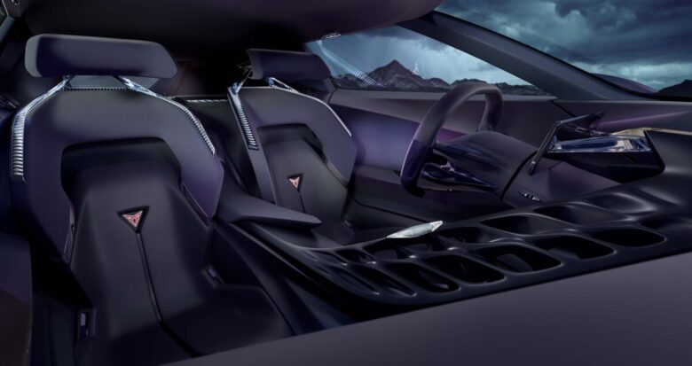 Interni Cupra Darkrebel