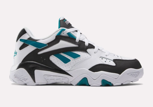 Nuove sneakers Reebok Preseason 94 Low con una colorazione decisamente dedicata al passato