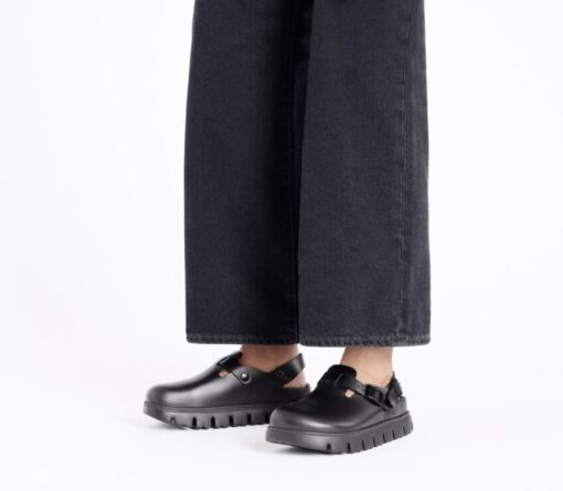 Gli eleganti Essential di Birkenstock super femminili e extra funzionalità