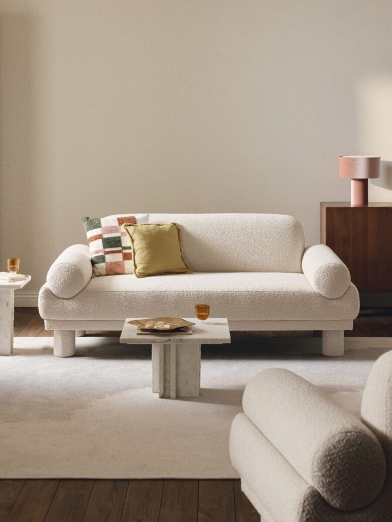 divano-moderno-compatto-1