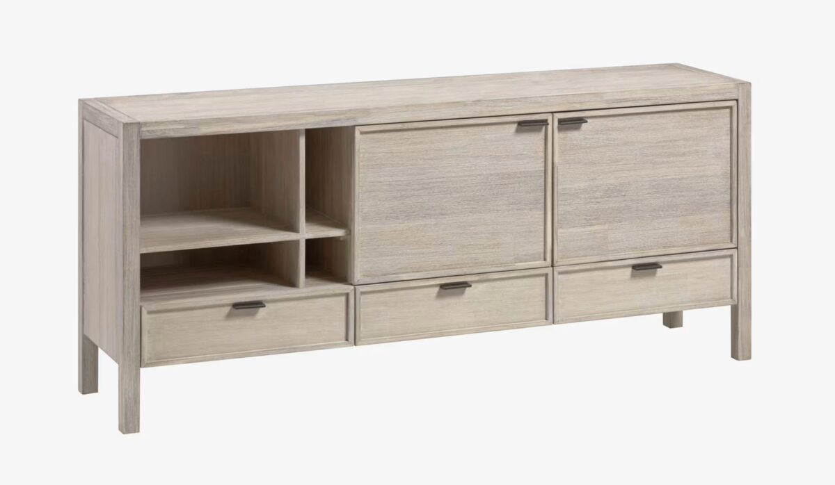 Funzionali, estetici e sostenibili: i mobili TV Kave Home venduti a prezzi eccezionali