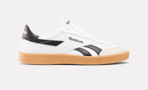 Moderne ed essenziali, le nuove Reebok Smash Edge S