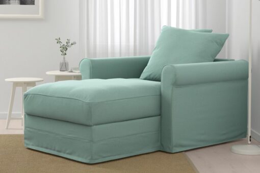 Soggiorno elegante: la chaise longue Ikea rimoderna tutto l’ambiente