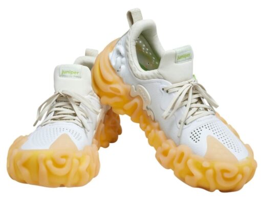 Crocs Juniper Tahini, la sneakers tutt’altro che ordinaria