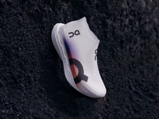 On Cloudboom Strike LS: corri senza pensieri