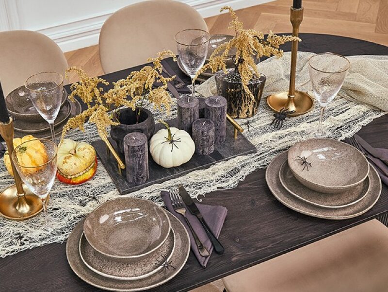 Tavola di Halloween Beliani per un banchetto spettrale!