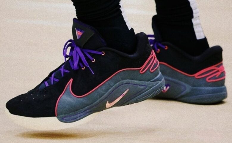 Nike LeBron 22 Blacklight
