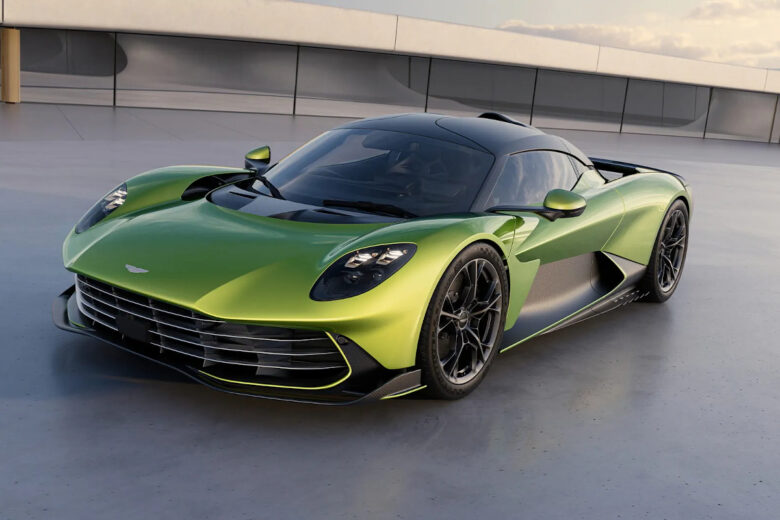 Aston Martin Valhalla