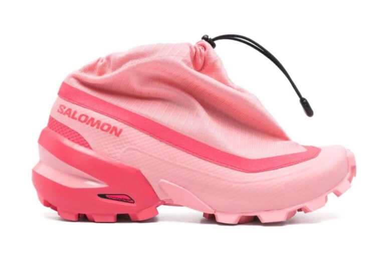 Le nuove sneakers MM6 Maison Margiela X Salomon sono super trendy e rendono unico ogni outfit Le nuove sneakers MM6 Maison Margiela X Salomon sono super trendy e rendono unico ogni outfit
