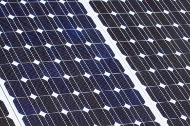 Fotovoltaico che funziona anche con la pioggia: la soluzione che ti farà risparmiare sempre