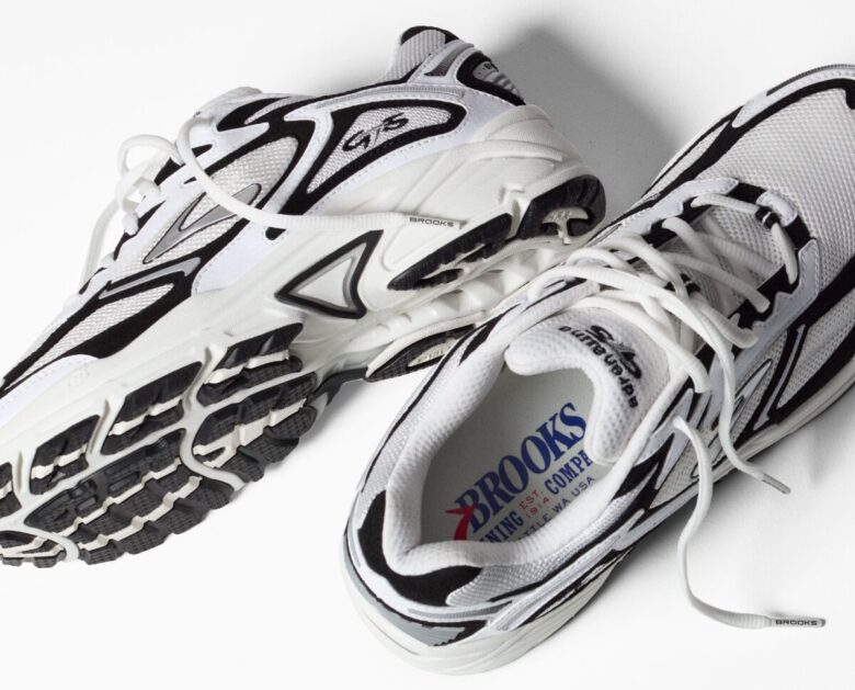 Adrenaline GTS 4 by Brooks