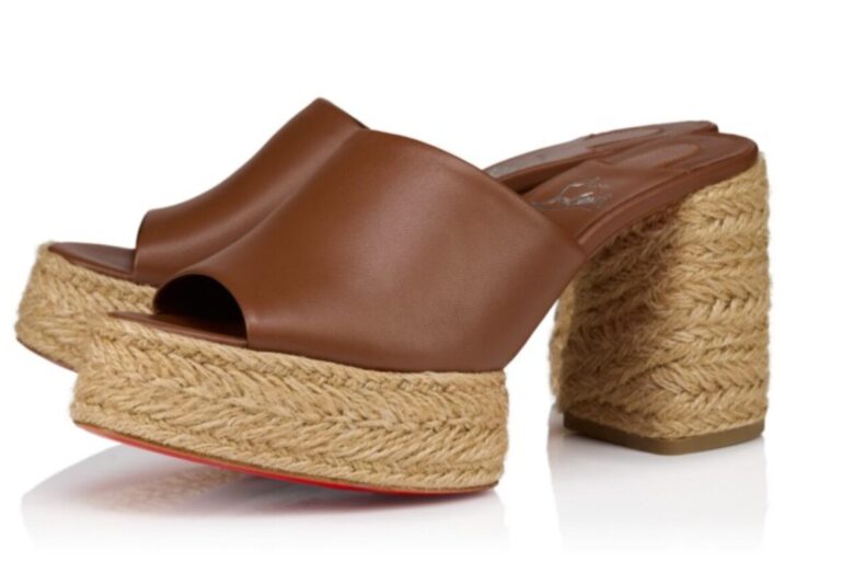 Le incredibili Calakala Mule Louboutin sono perfette per un’estate elegante e fashion