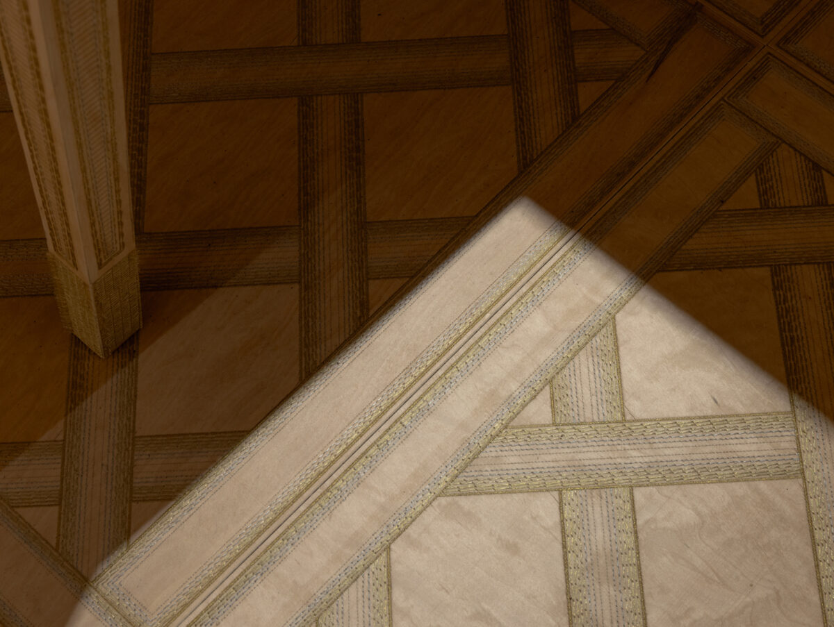 Ricamare il legno, un progetto inedito e singolare Ricamare il legno, un progetto inedito e singolare