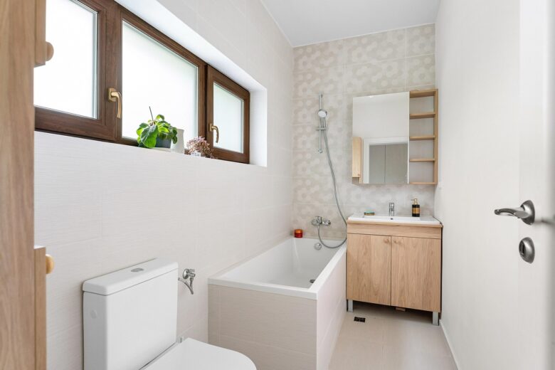 Bagno, Casa