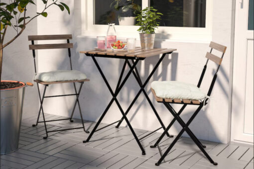 Tavolo da balcone: 3 scelte economiche di Ikea