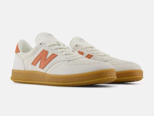 Lo stile versatile delle New Balance T500 sorprende la tua estate