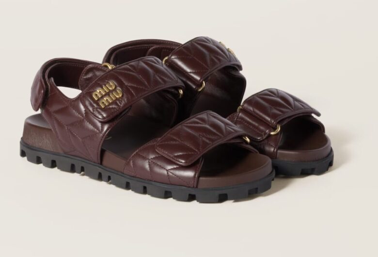 sandali sportivi in nappa matelassé Miu Miu (1)