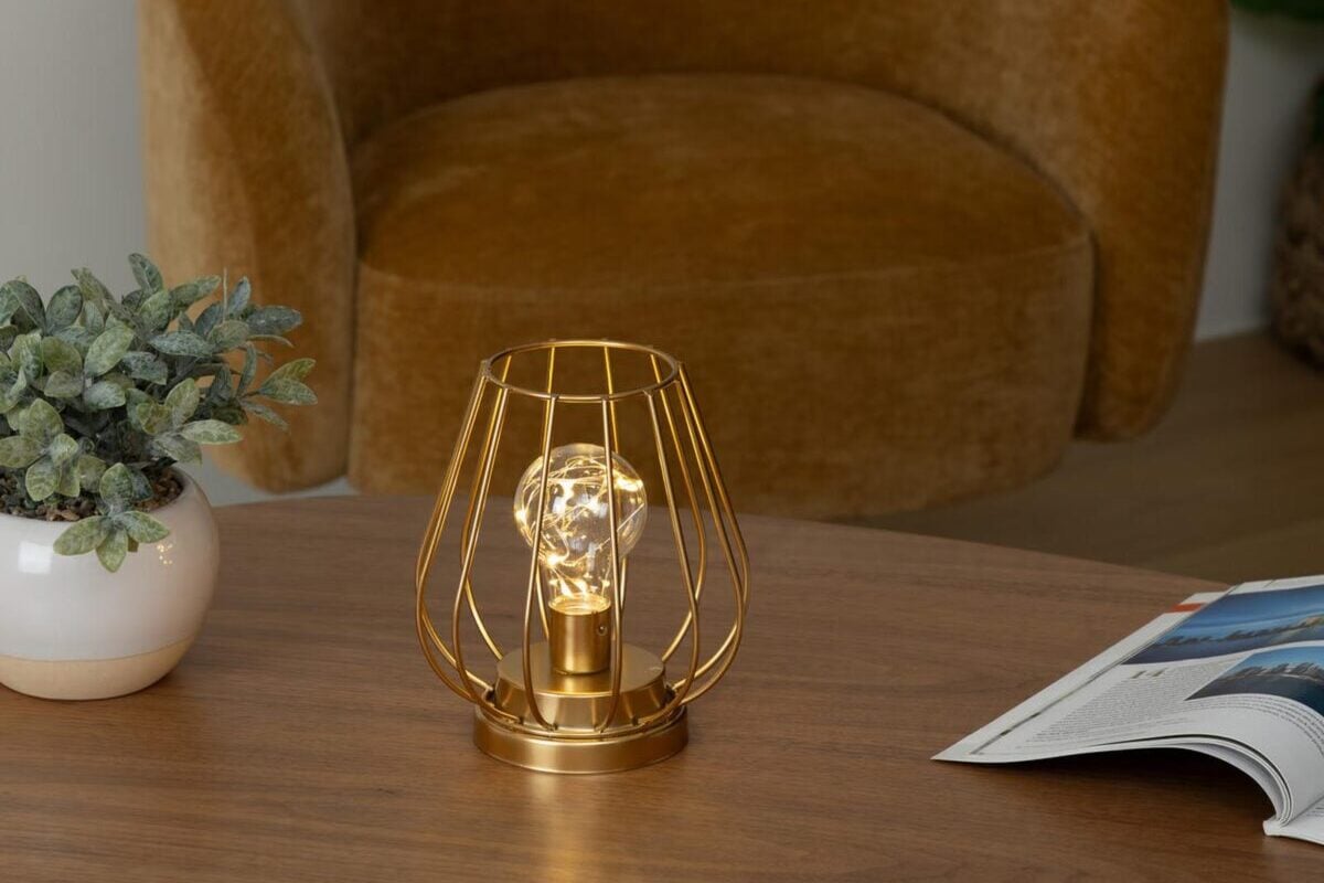 Lampade da appoggio: le soluzioni di Deghi per coniugare l’eleganza Lampade da appoggio: le soluzioni di Deghi per coniugare l’eleganza