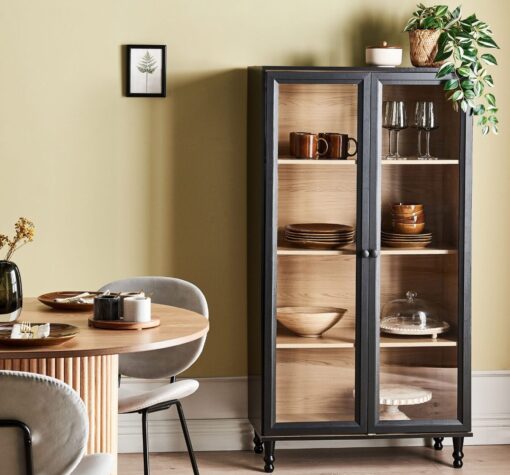 Credenze e vetrinette Beliani: le soluzioni scontate fino al 70 %