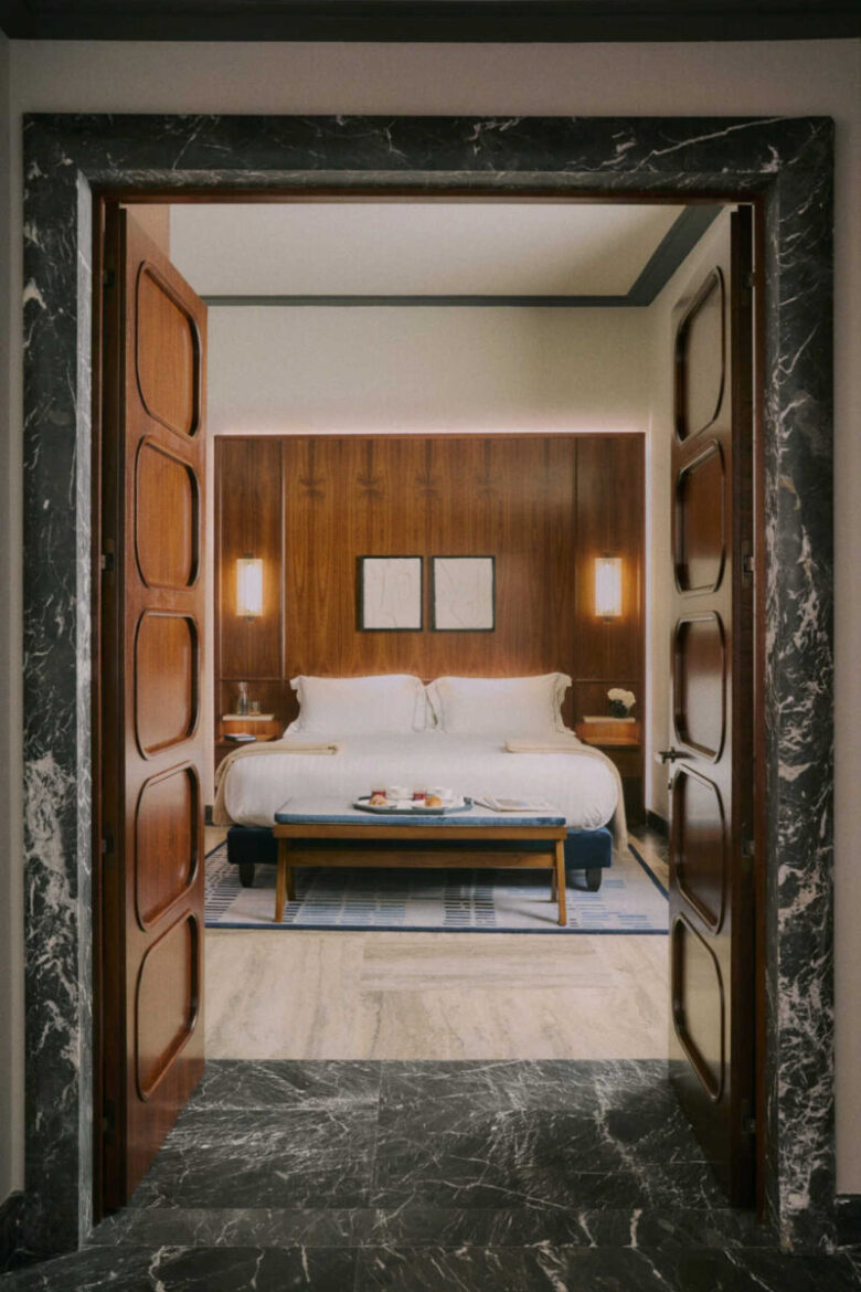 hotel-palazzo-ottaviani-florence-bedroom