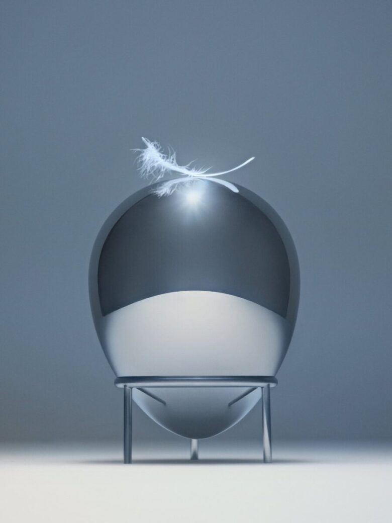 Swang Song_Michael Anastassiades_ph Claudia Zalla